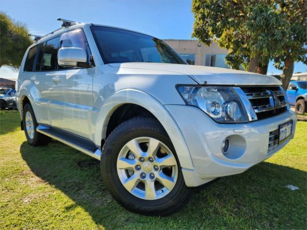 2012 Mitsubishi Pajero Wagon VR-X LWB (4x4) NW MY12 image