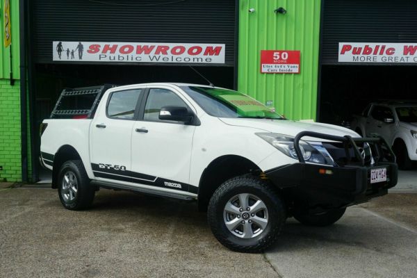 2016 Mazda BT-50 UR0YF1 XT White 6 Speed Manual Utility image