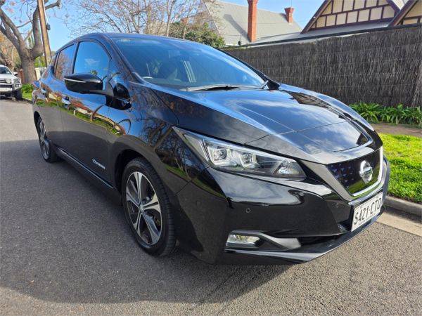 2018 NISSAN LEAF HATCHBACK ZE1 G image