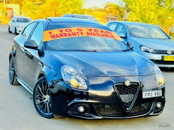 2015 Alfa Romeo Giulietta Distinctive Auto image
