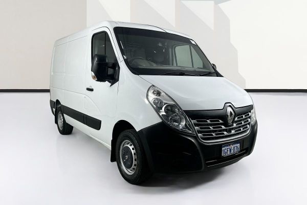2017 Renault MASTER MWB MID X62 MY17 SWB Low Roof image