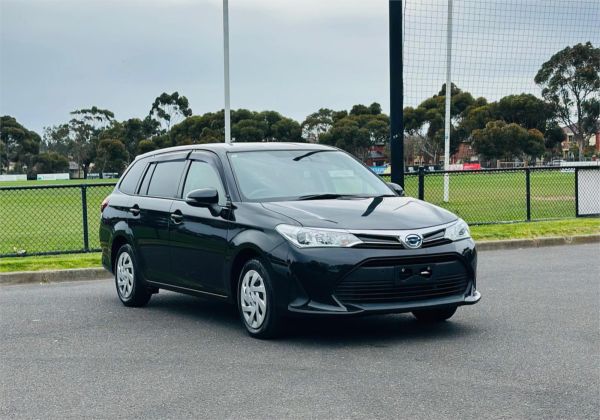 2021 Toyota Corolla Fielder Station Wagon NKE165 Hybrid EX image