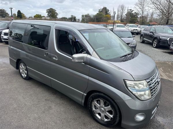 2005 Nissan Elgrand Wagon NE51 Highwaystar image