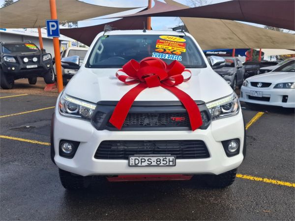 2017 Toyota Hilux Utility GUN126R SR5 image