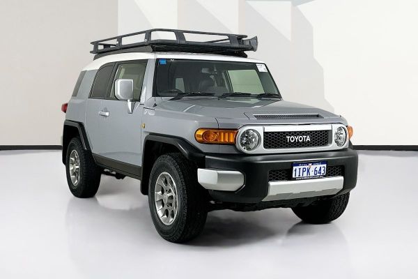 2013 Toyota FJ CRUISER  GSJ15R image