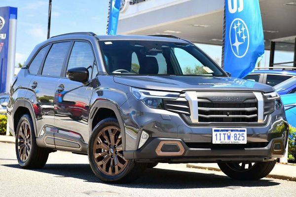 2025 Subaru Forester Hybrid Sport S6 image