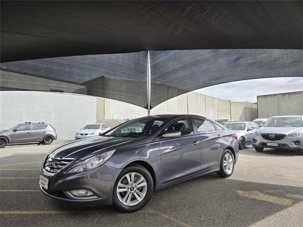 2011 Hyundai i45 Sedan YF MY11 Active image