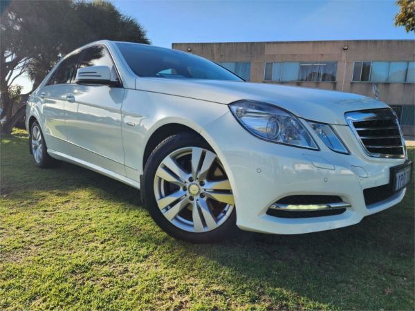 2011 Mercedes-benz E250 Sedan CDI Avantgarde 212 MY11 Upgrade image