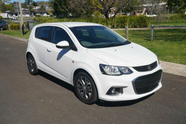 2017 Holden Barina TM MY18 LS White 5 Speed Manual Hatchback image