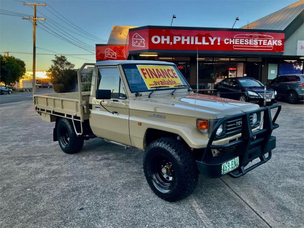 1992 TOYOTA LANDCRUISER C/CHAS HZJ75RP (4x4) image