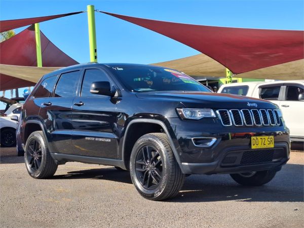 2016 Jeep Grand Cherokee Wagon WK MY17 Laredo image
