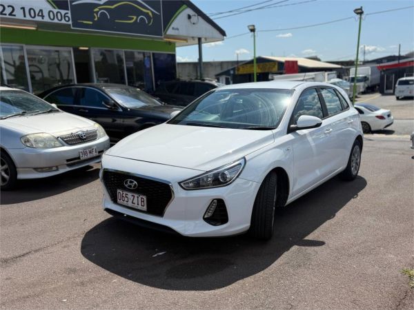 2019 HYUNDAI i30 4D HATCHBACK PD.3 MY20 GO image
