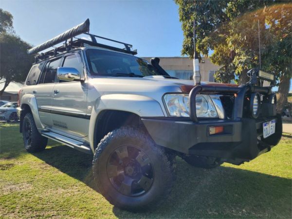 2010 Nissan Patrol Wagon ST (4x4) GU VI image