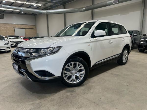 2021 MITSUBISHI OUTLANDER 4D WAGON ZL MY21 ES 7 SEAT (2WD) image