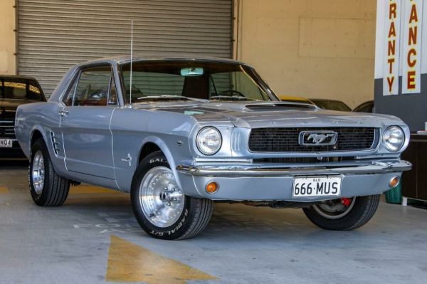 1966 Ford Mustang 1966 Silver Coupe image