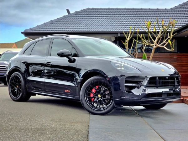 2021 Porsche Macan WAGON GTS 95B MY21 image