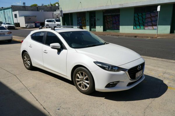 2018 Mazda 3 BN MY18 Maxx Sport White 6 Speed Automatic Hatchback image