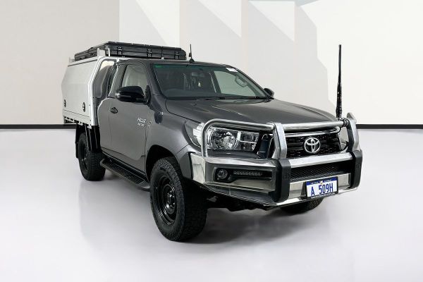 2019 Toyota Hilux SR (4x4) GUN126R MY19 4X4 image