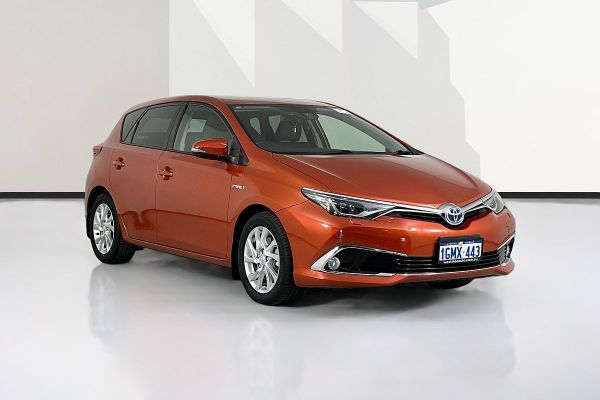 2018 Toyota COROLLA HYBRID ZWE186R MY16 image