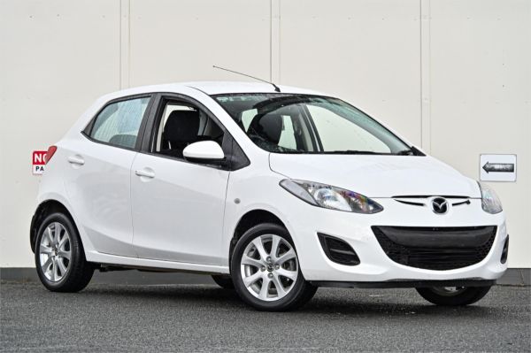 2013 Mazda 2 Hatchback DE10Y2 MY14 Neo Sport image
