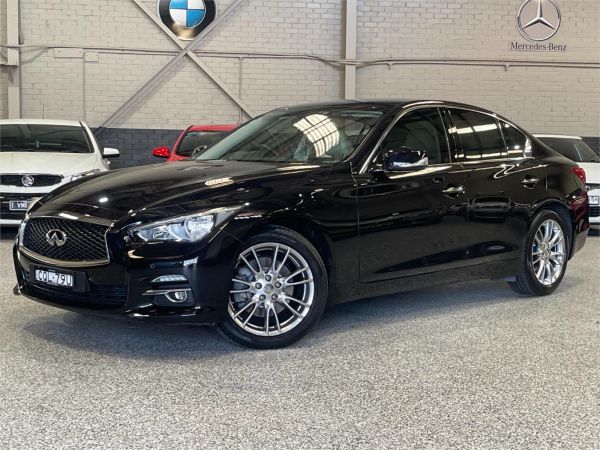 2013 INFINITI Q50 Sedan V37 GT image