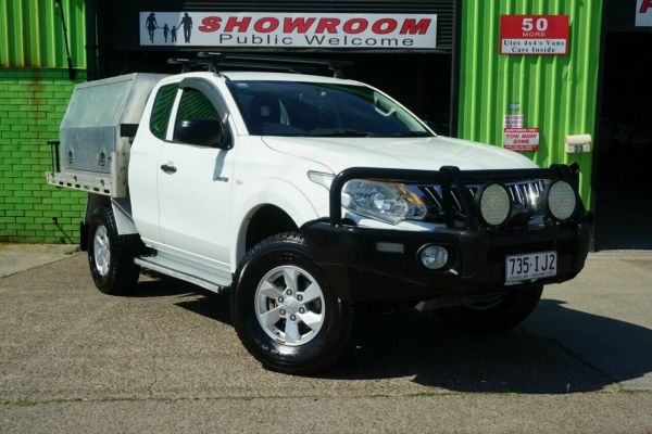 2015 Mitsubishi Triton MQ MY16 GLX Club Cab White 6 Speed Manual Cab Chassis image