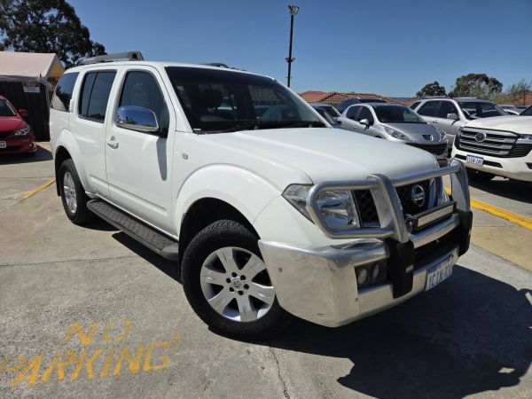 2006 Nissan Pathfinder R51 ST-L White 5 Speed Sports Automatic Wagon image