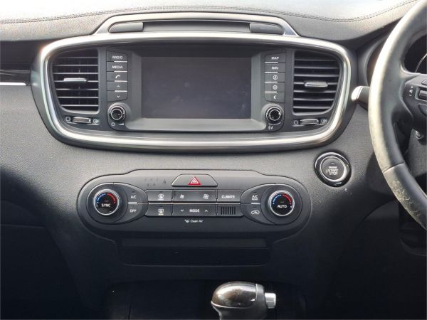 2016 KIA SORENTO 4D WAGON UM MY16 SLi (4x2) image