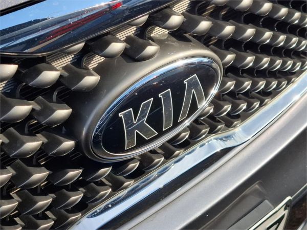 2016 KIA SORENTO 4D WAGON UM MY16 SLi (4x2) image