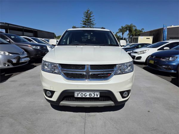2014 Dodge Journey Wagon JC MY14 R/T image
