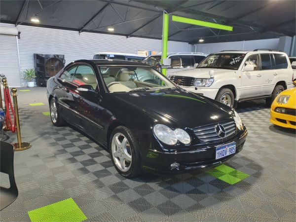 2004 Mercedes-Benz CLK-Class Coupe C209 CLK240 Elegance image