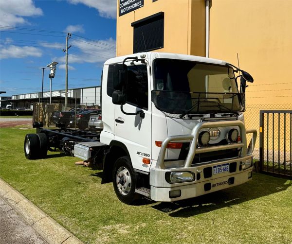 2018 UD TRUCKS CONDOR MK11 250 Cab Chassis MK11250 2018 MK11250 image