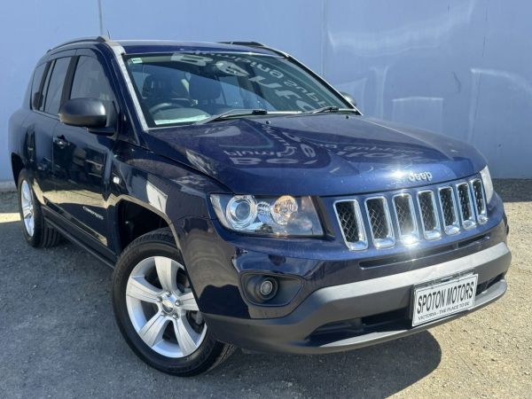 2013 Jeep Compass MK MY14 Sport (4x2) Blue 6 Speed Automatic Wagon image