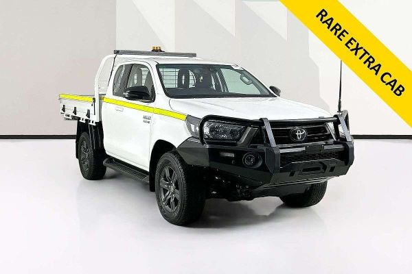 2023 Toyota Hilux SR (4x4) GUN126R 4X4 image