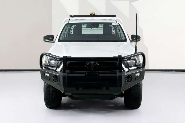 2023 Toyota Hilux SR (4x4) GUN126R 4X4 image
