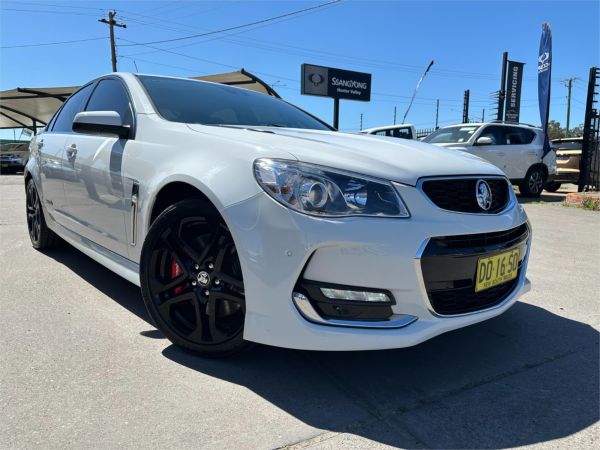 2016 HOLDEN COMMODORE 4D SEDAN VF II SS-V REDLINE image