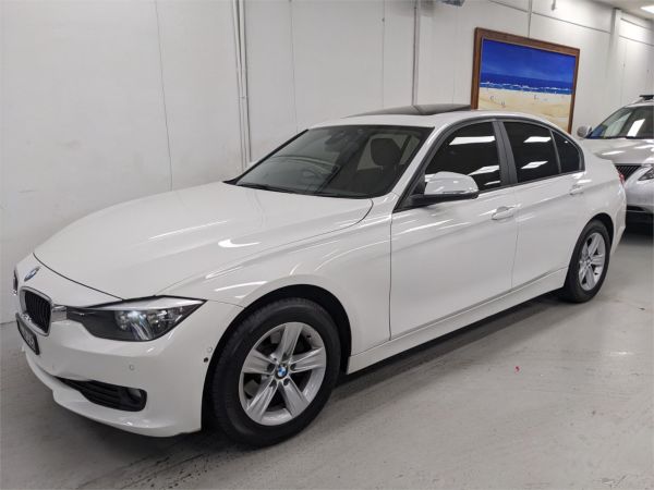 2014 BMW 3 Series Sedan F30 MY1114 316i Luxury Line image