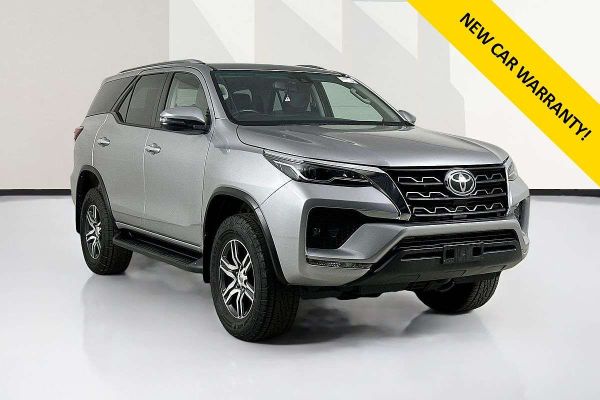 2021 Toyota FORTUNER GXL GUN156R image