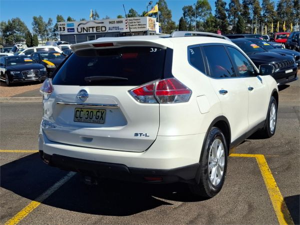 2015 Nissan X-TRAIL Wagon T32 ST-L image