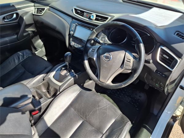 2015 Nissan X-TRAIL Wagon T32 ST-L image