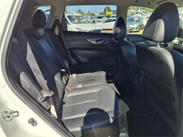 2015 Nissan X-TRAIL Wagon T32 ST-L image
