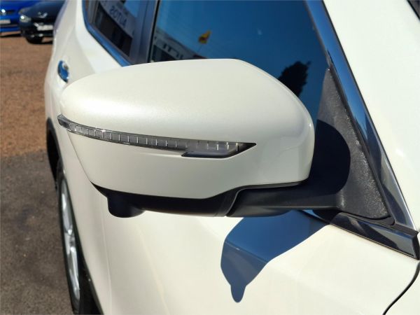 2015 Nissan X-TRAIL Wagon T32 ST-L image