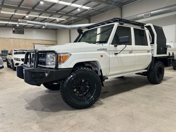 2019 TOYOTA LANDCRUISER DOUBLE C/CHAS VDJ79R MY18 WORKMATE (4x4) image