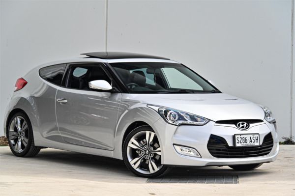 2011 Hyundai Veloster Hatchback FS + image