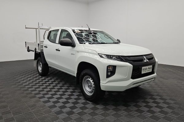 2021 Mitsubishi Triton GLX MR 4X4 image