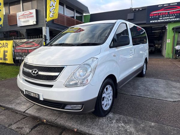 2009 Hyundai iMax TQ-W image