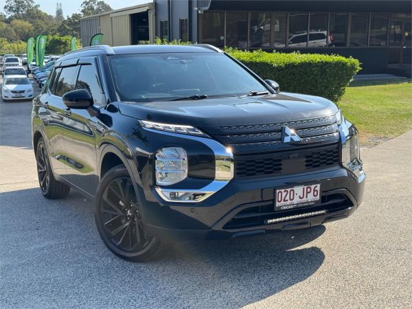2023 MITSUBISHI OUTLANDER 4D WAGON ZM MY24 BLACK EDITION 7 SEAT (2WD) image