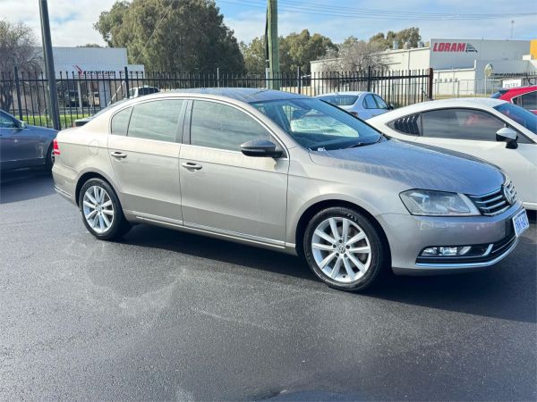 2014 Volkswagen Passat Sedan Type 3C MY14.5 130TDI Highline image