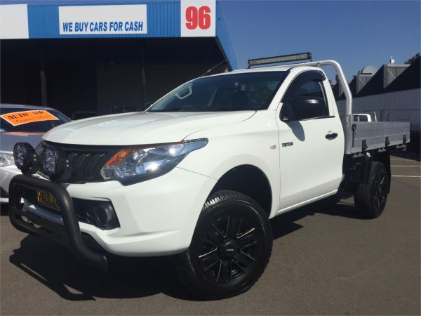 2017 MITSUBISHI TRITON C/CHAS MQ MY17 GLX image