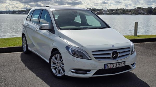 2014 Mercedes-Benz B-Class Hatchback W246 B180 image